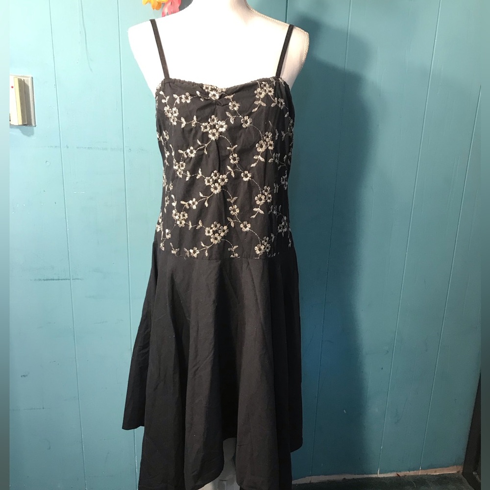 Vintage women’s dress 1940’s